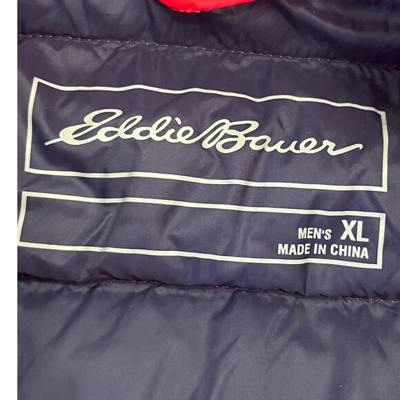 Eddie Bauer Mens Size XL Red Down Quilted Vest Zip Up Lightweight EB560 Packable - Picture 3 of 6